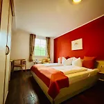 Guest house Reindahls 3*